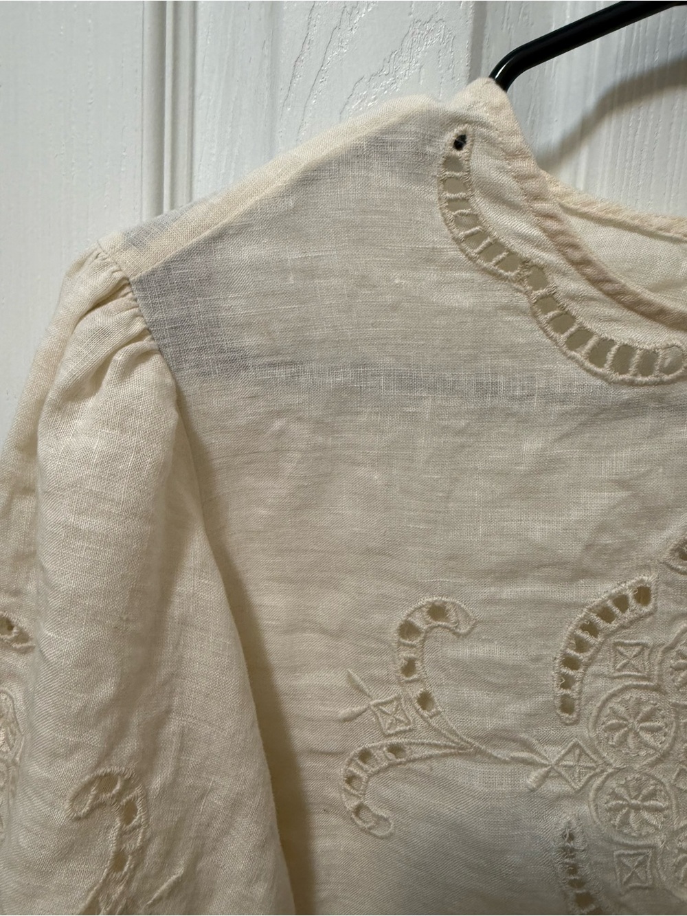 Abercrombie & Fitch angel sleeve embroidered cropped 100% linen blouse - Picture 3 of 9